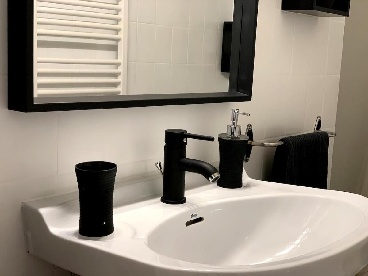 Pyrene Holidays- Residence Le Grand Hotel - Studio Lumineux A 2 Pas Des Thermes De Capvern Les Bains Zewnętrze zdjęcie